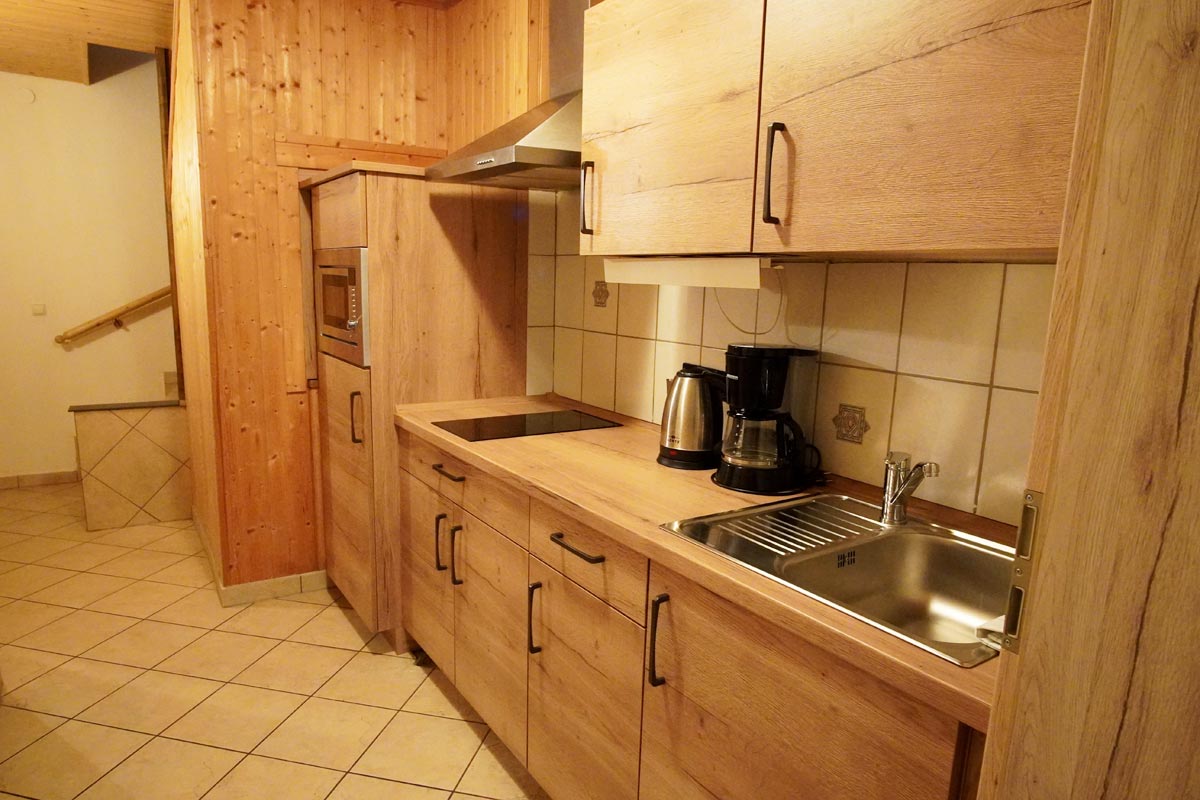 Landgasthof und Landhotel Heidekrug Cotta - Ferienhaus mit voll ausgestatteter Küchenzeile